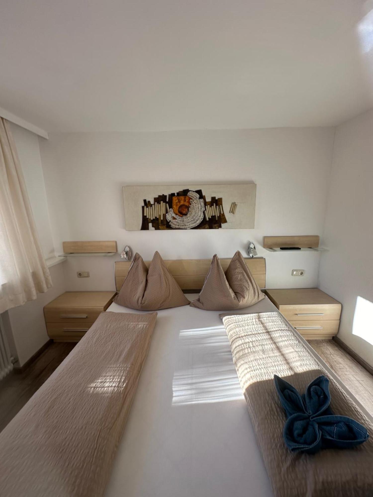 Fruehstueckspension Alpenrose Bed & Breakfast Iselsberg Bagian luar foto